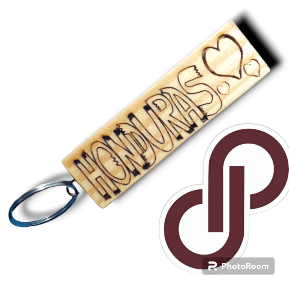 Souvenir wooden keychain laser engraved " HONDURAS " COD/W-73